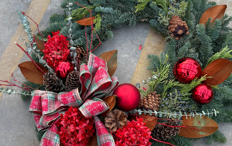 Winter Wreath Making!! Tickets | Bloomery presented by Sweet Peas