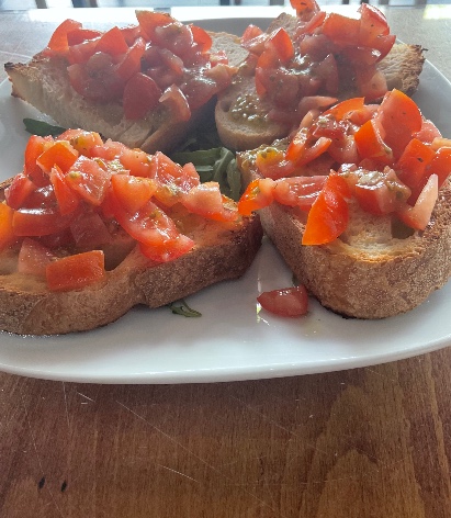 Alla Salute! Trattoria - Social